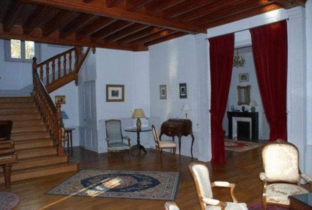 Le Moulin De Francueil Bed & Breakfast Exterior photo
