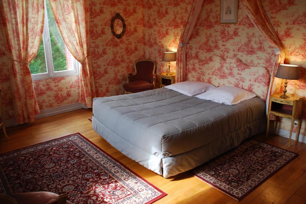 Le Moulin De Francueil Bed & Breakfast Room photo